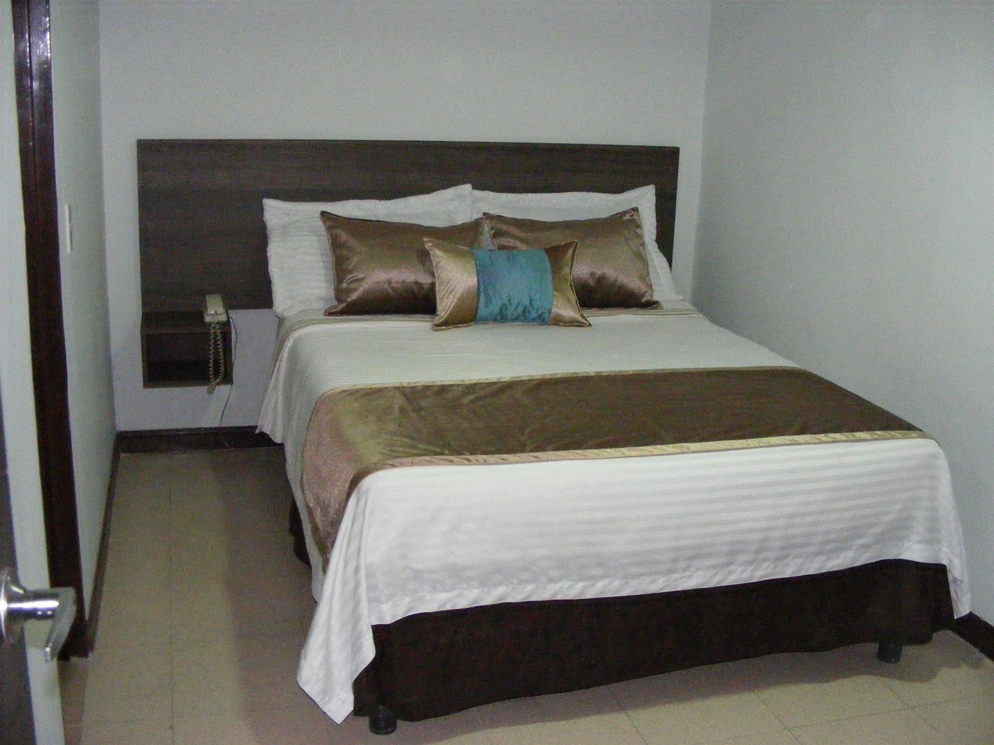 Hotel Internacional Medellín Dış mekan fotoğraf