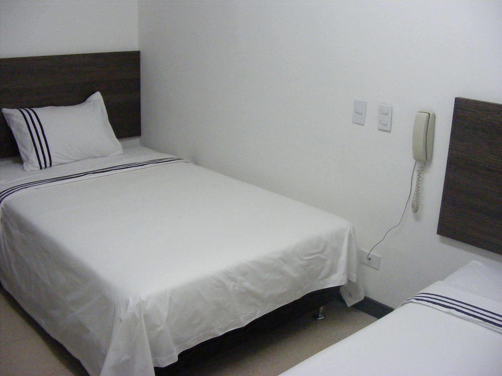 Hotel Internacional Medellín Dış mekan fotoğraf